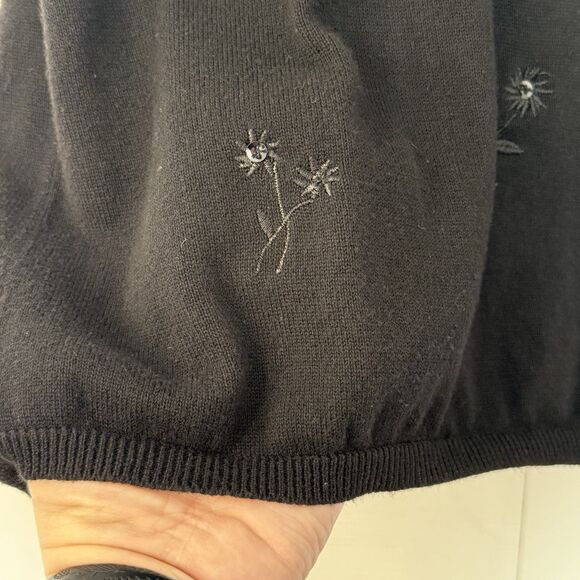 Chelsea Cambell Black Embellished Short Sleeve Pullover Sweater Women’s Size XL - Picture 4 of 7